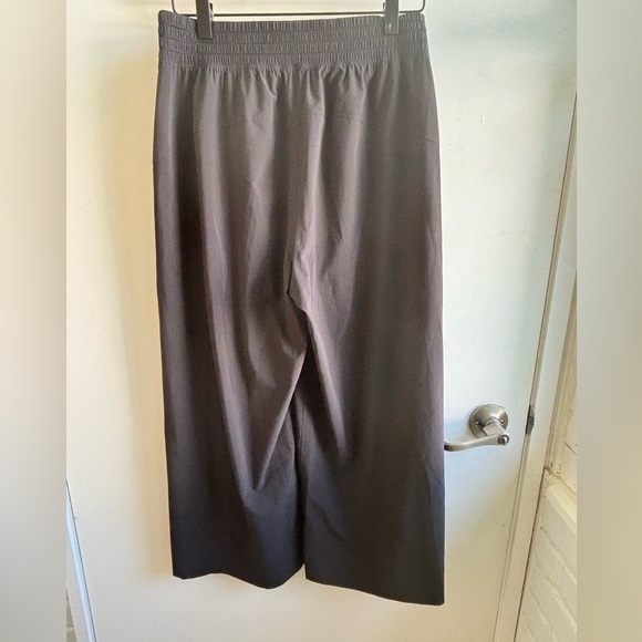 Lululemon Wanderer Culotte 6 Athleisure streetwear yoga workout‎ minimalist - Picture 6 of 9